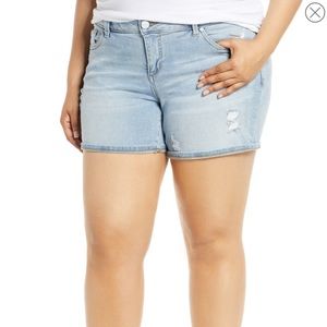 Slink size 18 light wash jean shorts